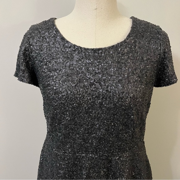 Torrid Sequin Dress - Picture 3 of 13